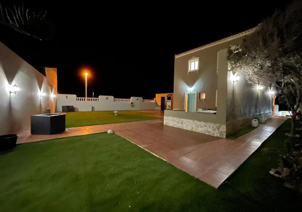 Amazing View El Medano Villa In With Jacuzzi Eksteriør bilde
